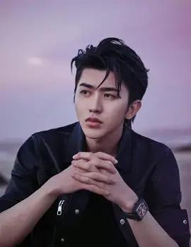 蔡徐坤 畴昔队友短暂“拉黑”激发争议