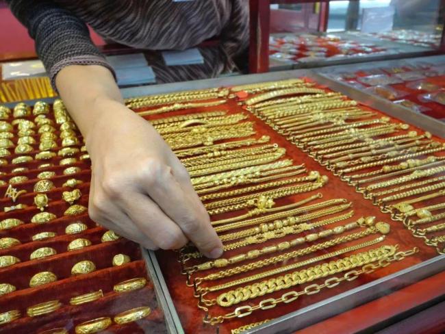 11岁女生偷卖黄金家长索赔