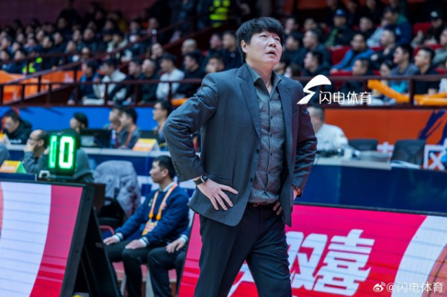 山东男篮逆转浙江 主帅夸耀诀要