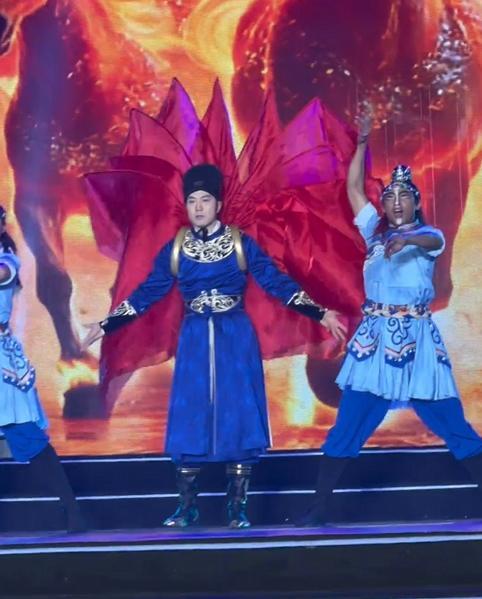 广州一公司老板表演魔性舞蹈出圈