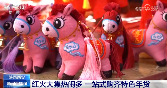 古城古建+“非遺魚(yú)燈”鋪展民俗畫(huà)卷