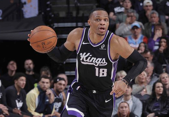 骑士逆转送国王12连败 哈登首秀23+8 米切尔末节17分锁定胜局