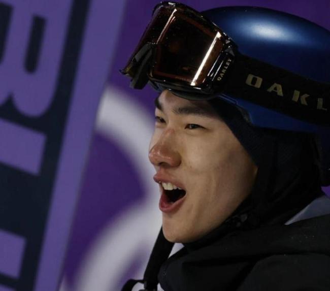 苏翊鸣坦言：有压力但希望享受比赛