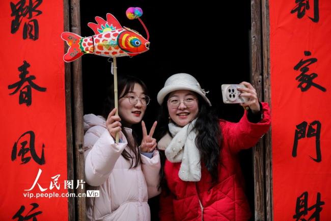 安徽歙县：古村年味浓