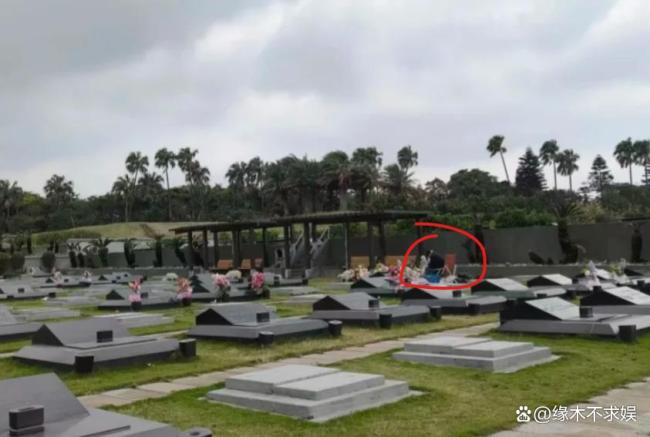 具俊晔成婚记念日仍在随同大S 深情守候动荡东谈主心