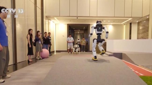 机器东说念主过年档期爆满一机难求 租出市集火爆相配