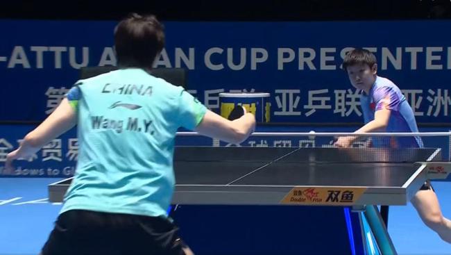 孙颖莎回报争议判罚 心态逾越助夺冠