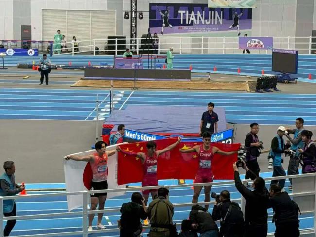 江苏“飞东说念主”刘俊茜破记录夺冠