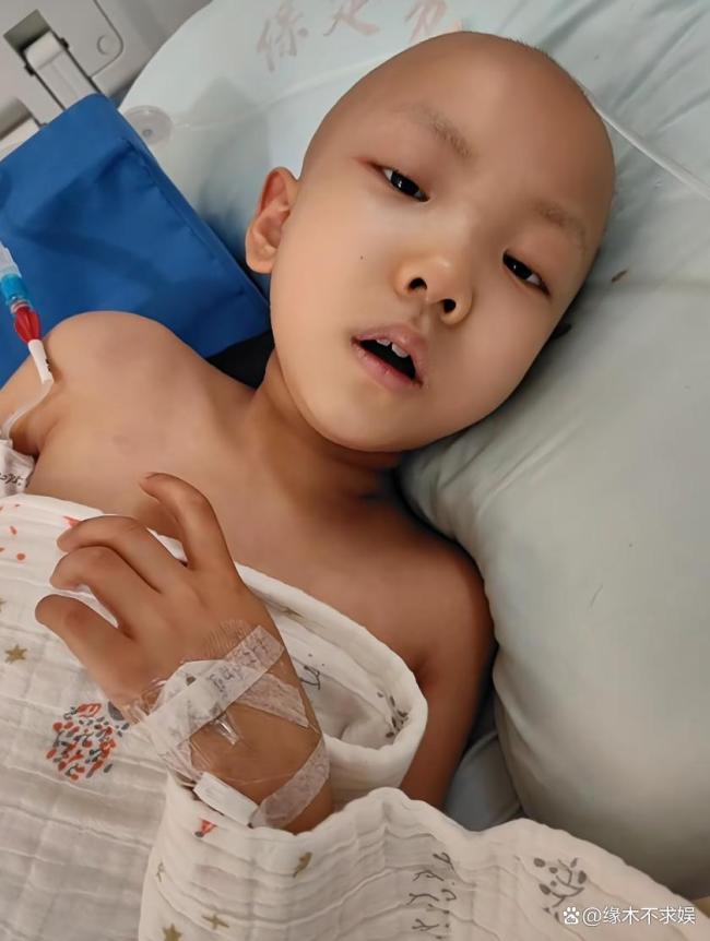 9岁抗癌小斗士米粒离世 与病魔斗争的坚强女孩