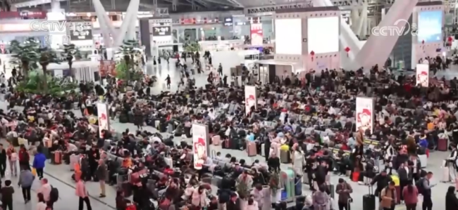 多地加開“夕發(fā)朝至”高鐵緩解運輸壓力