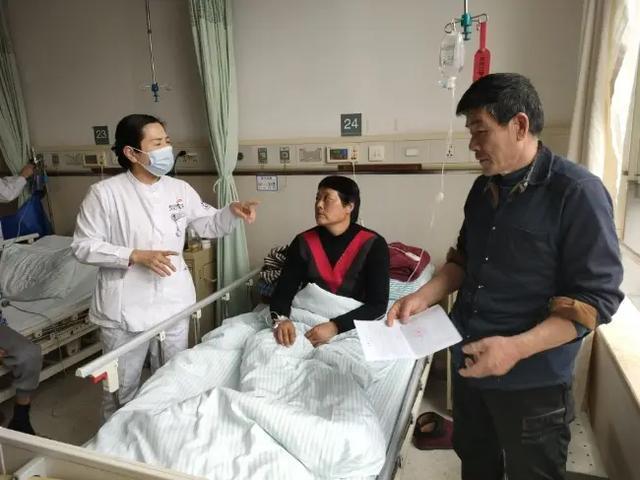 薛文姐35年前乳汁救武警今患癌