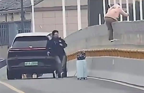 李想赴海盐兑现承诺宴请救人车主 见义勇为的温暖相聚