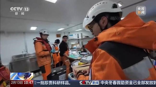 中国南极考察又有新发现 珍贵科研样品获取成功