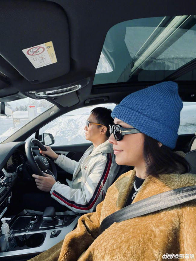 刘嘉玲梁朝伟在日本过情人节“并肩同行，岁岁年年” 真夫妻的仪式感