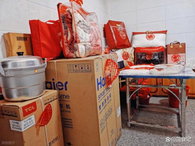 腊月二十八：1不洗2不借3不扔4要做 年底避坑指南