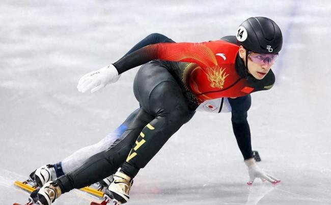 刘少昂说孙龙受伤也不会放弃接力比赛