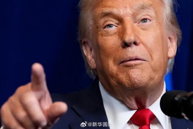 希拉里:爱泼斯坦案太可怕了,克林顿夫妇将接受国会调查