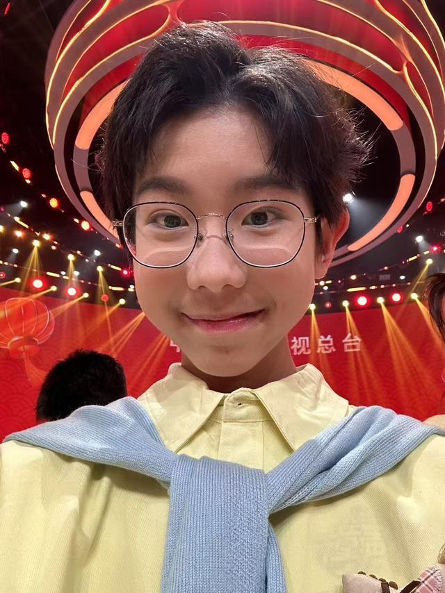 总台少儿春晚2月17日首播 少年苏骏煜六年圆梦央视舞台
