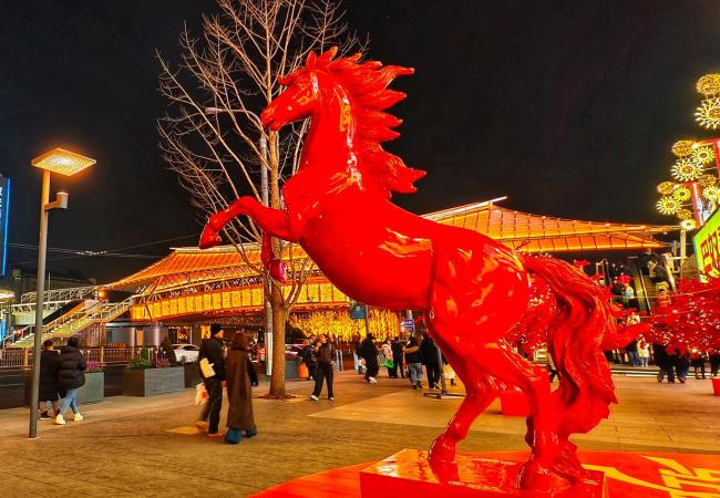 北京商圈年味拉满