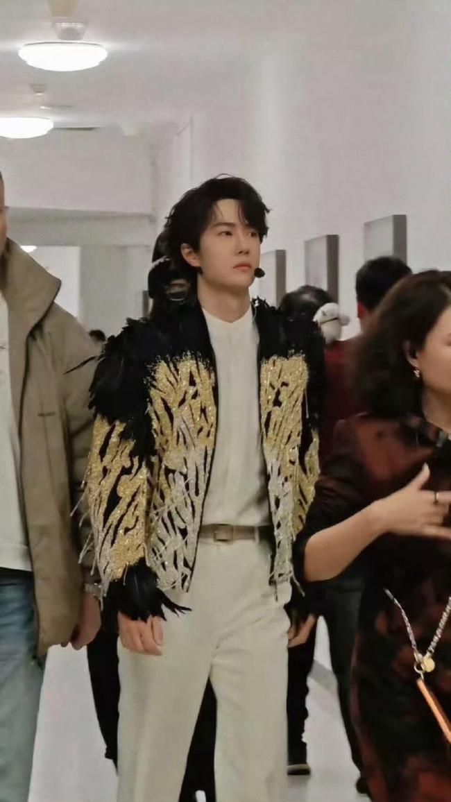 沈腾马丽春晚不演小品 贺岁微电影引期待