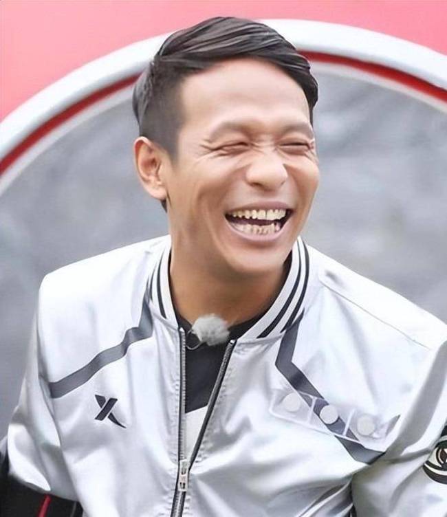 春晚小品这个帅哥是谁 宋小宝的惊东说念主荡漾