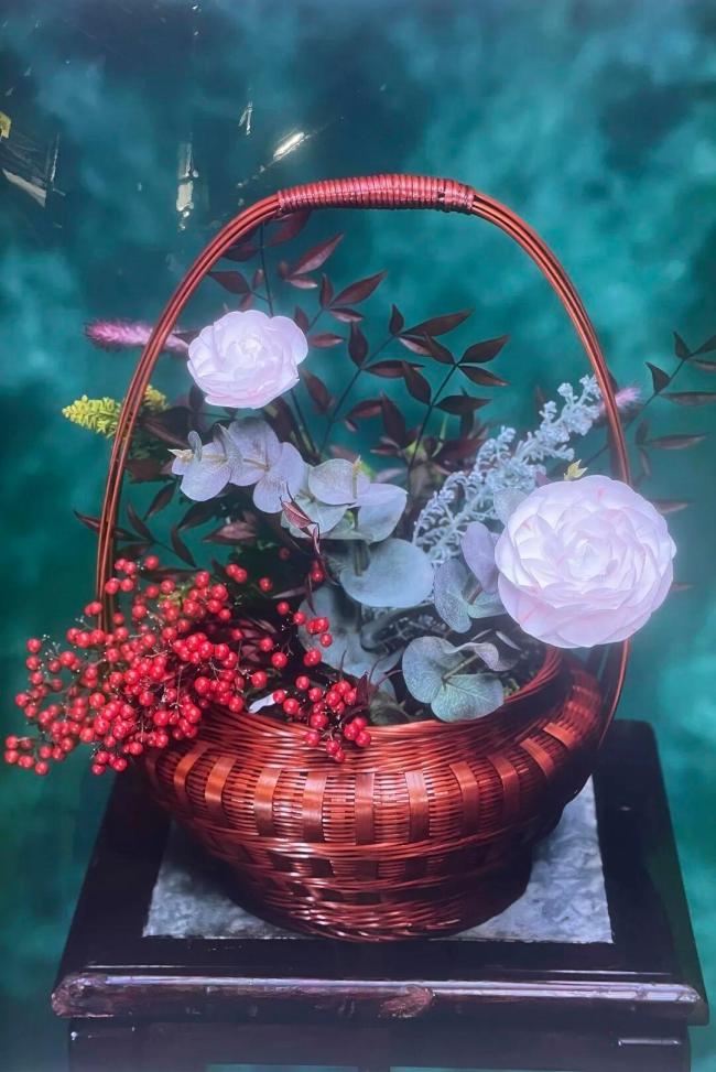 李沁春晚穿的是非遗花罗 宋代美学再现舞台