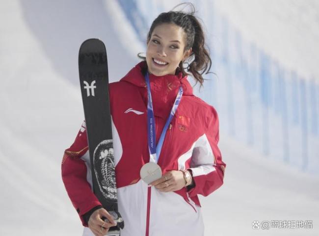 差距太大?冬奥会赛程过半中国队0金2银2铜排名奖牌榜第19! 竞争异常激烈