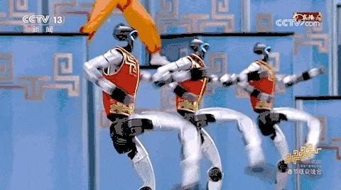 机器人浓度超高 春晚总导演回应 机器人很争气