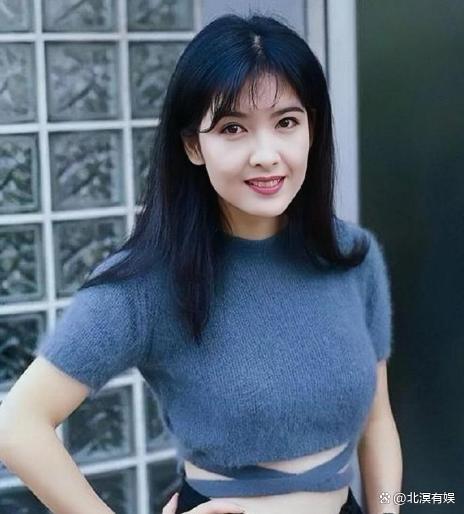 周慧敏春晚首秀太惊艳 期间的眼泪终现舞台