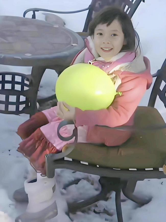 谷爱凌自由式滑雪女子大跳台摘银 母女情深共战冬奥