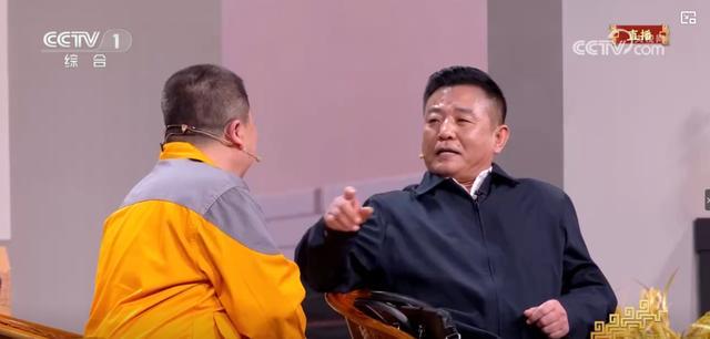 讽刺拉满的春晚小品 尺度不小 形式主义被精准讽刺