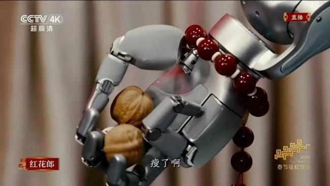 Galbot的扮演绝活藏着什么黑科技 春晚机器东谈主新淆乱