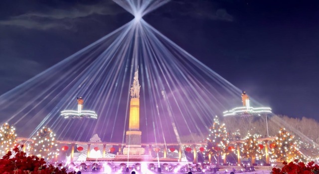 全球唯一站姿载人飞行器央视首秀 极寒环境下的科技突破