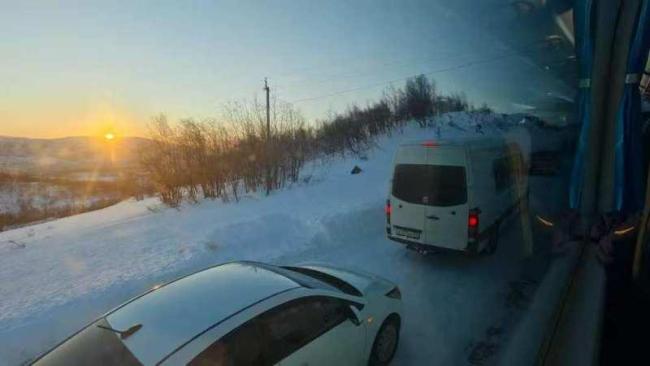 中国游客被困俄罗斯极光村超40小时 恶劣天气致滞留