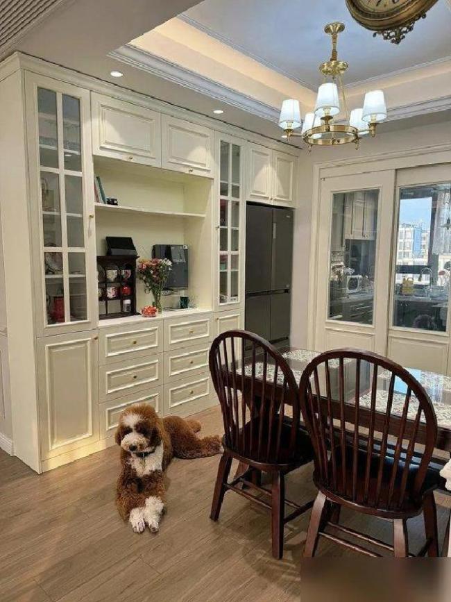 天津一女子晒出147㎡的家，因装修太过高级而走红，家具成亮点！ 复古美式风引领潮流