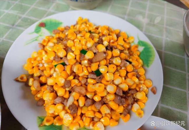 江西一家四口的年夜饭,5个菜成本98块走红,网友:活通透了 简朴而不失温馨