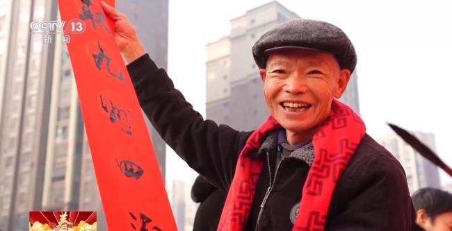 凡人英雄留下的温暖回响 爱心传递故事