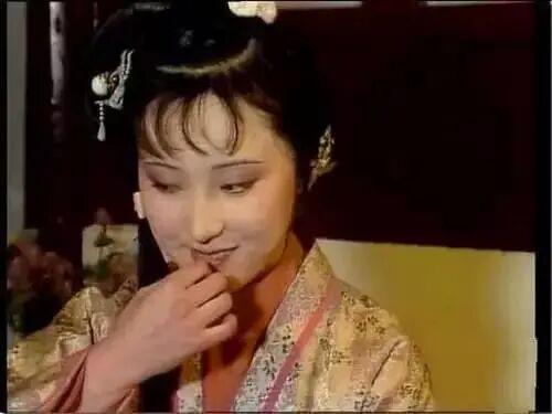 為什么中國人過年總愛“嗑”瓜子 年味里的慢藝術(shù)