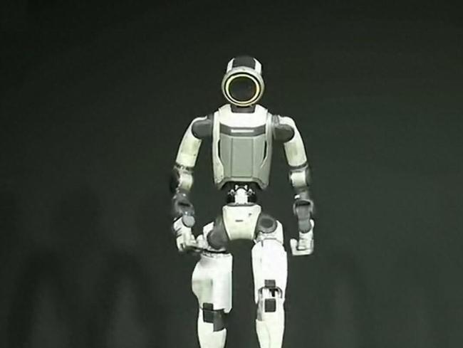 圖靈獎(jiǎng)得主評(píng)人形機(jī)器人表演功夫 自主智能尚遠(yuǎn)