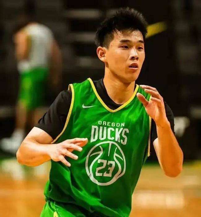 你认为谁是CBA最强后卫