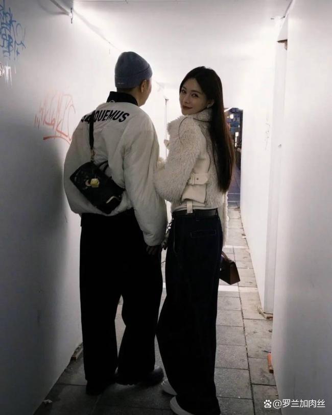 沈梦辰杜海涛同游德国 甜密互动暖东说念主心