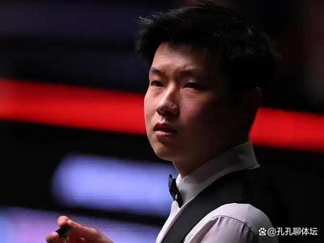 赵心童夺2026斯诺克球员锦标赛冠军 四连鞭逆转夺冠