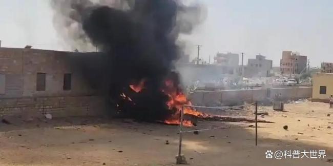 博主：光辉战机摔光印度空军信心 三年三摔可靠性堪忧