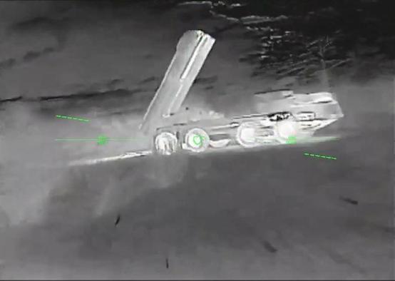 乌方打击俄方巡逻舰等目标画面公开 行动细节曝光