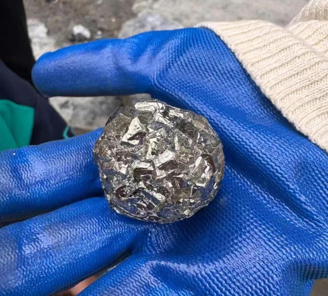 诸暨陶家村因《飞驰人生3》走红 挖矿热潮引发关注