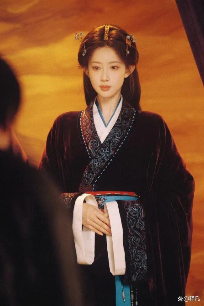 孟子义将门独后紫衣造型 引发角色适配争议