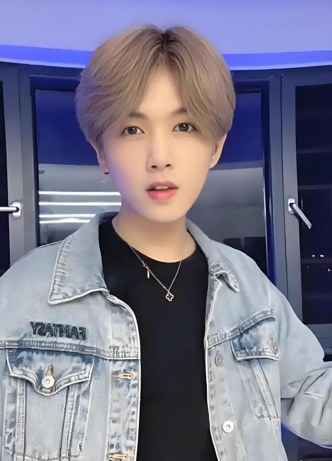 网红鹿哈官宣得女