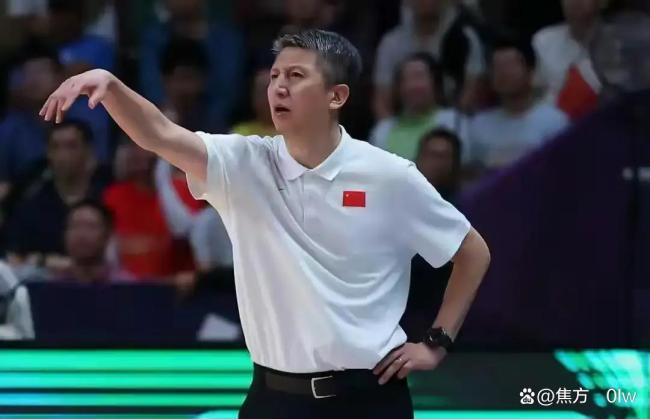 中国男篮vs日本前瞻：赵睿带队迎生死战 三塔 限制三分成关键 决战冲绳体育馆