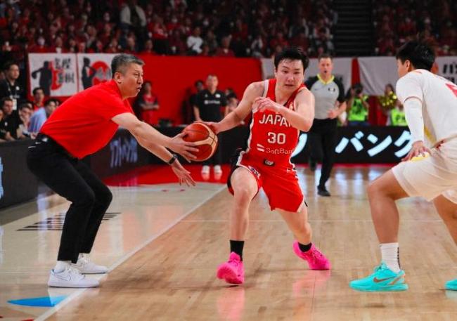 中国男篮主帅:我们靠意志取胜 逆转日本收获首胜