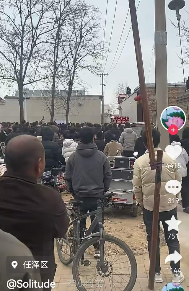 一年没让同房后续：男子退婚遭拒来女方家闹 彩礼争议引发风波